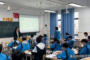 卡莱尔：第三节是转折点 布鲁斯-布朗在中场休息时鼓励了队友